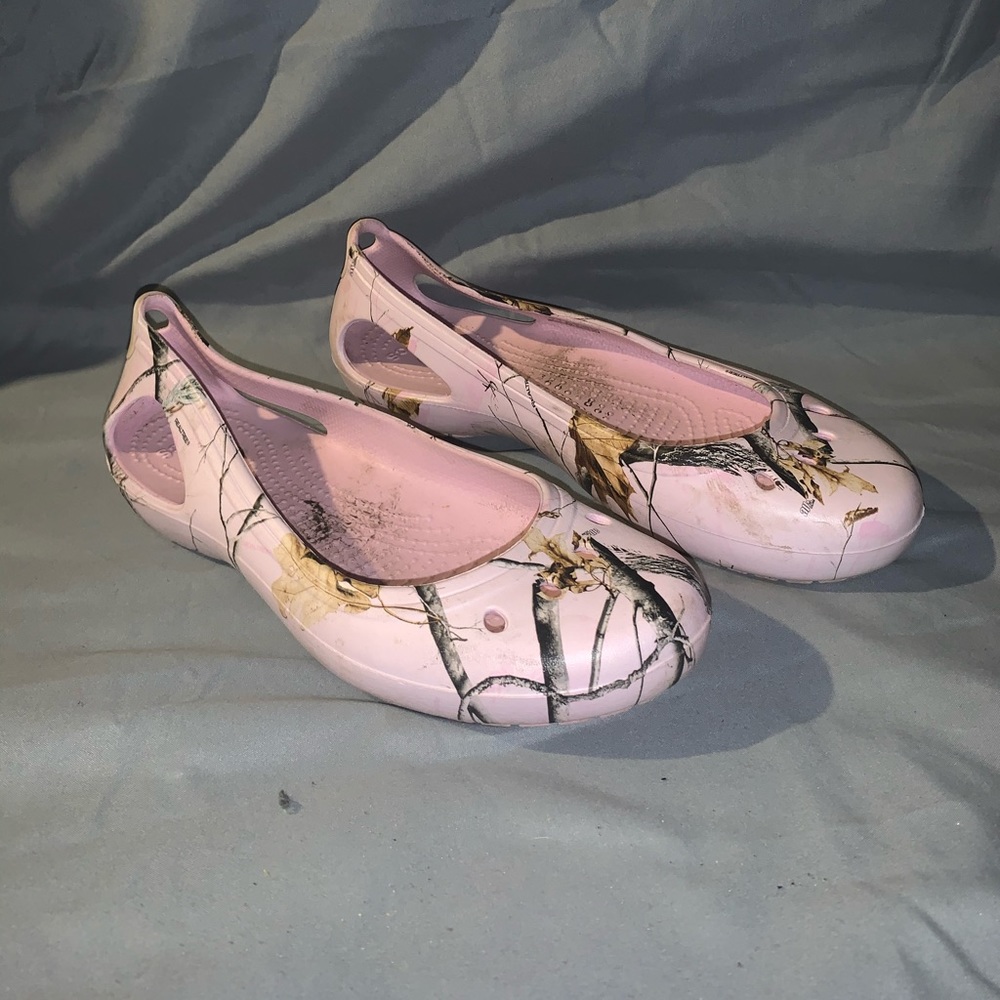 Pink camo crocs
